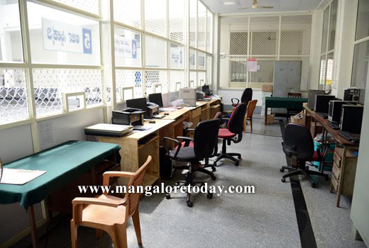 State Govt staff boycott work demanding end to pay disparities 1